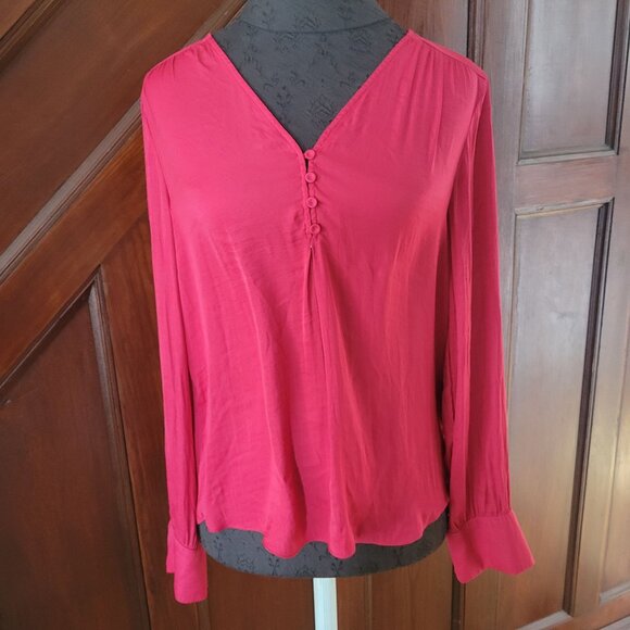 Maison DAmélie Womens Red Long Sleeve Button Front Blouse Size S 100% Polyester - Picture 1 of 8